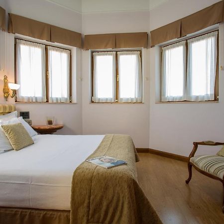 Ayre Hotel Alfonso II Ов'єдо Екстер'єр фото