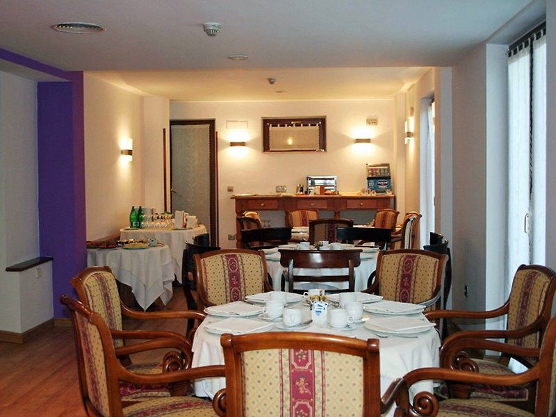 Ayre Hotel Alfonso II Ов'єдо Екстер'єр фото