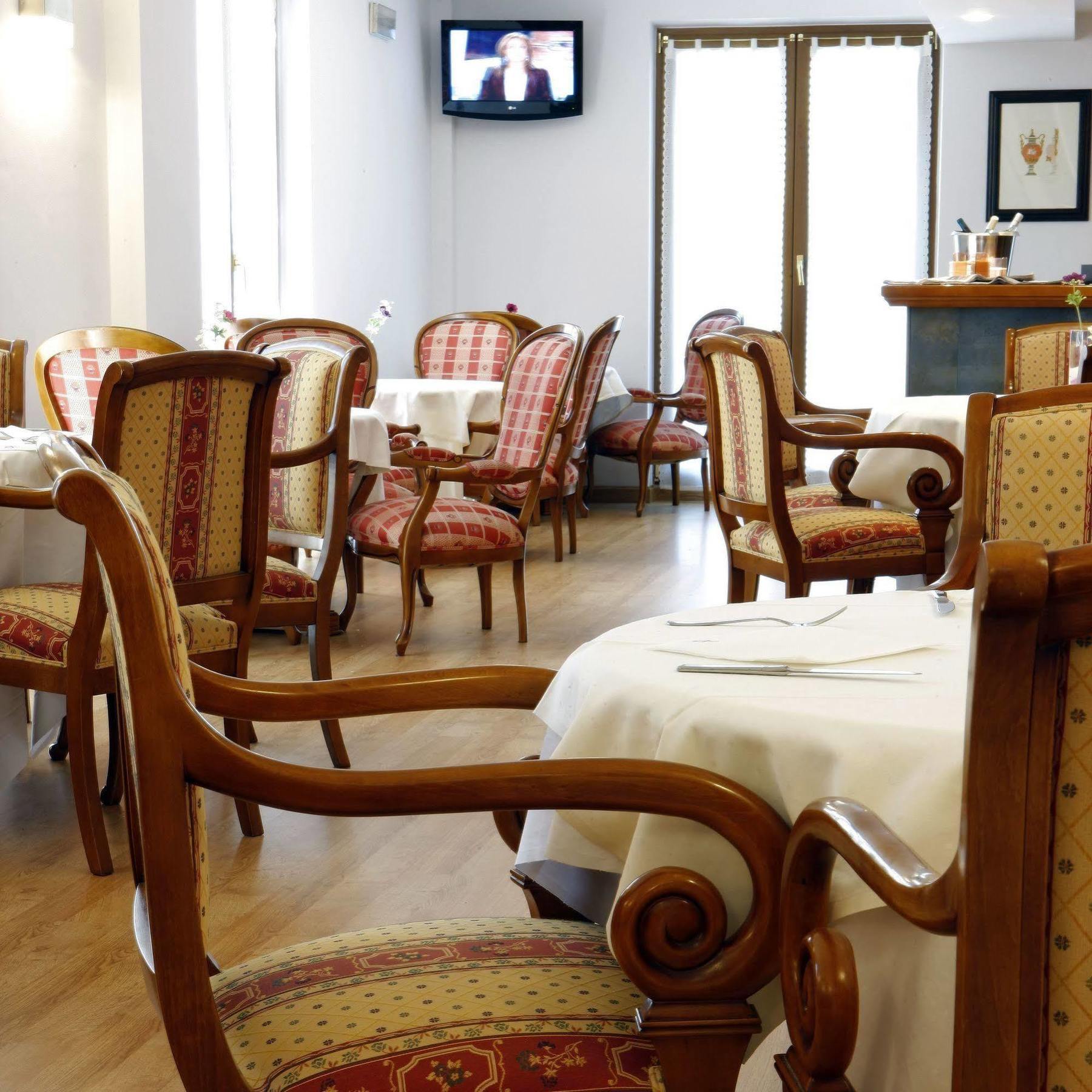 Ayre Hotel Alfonso II Ов'єдо Ресторан фото