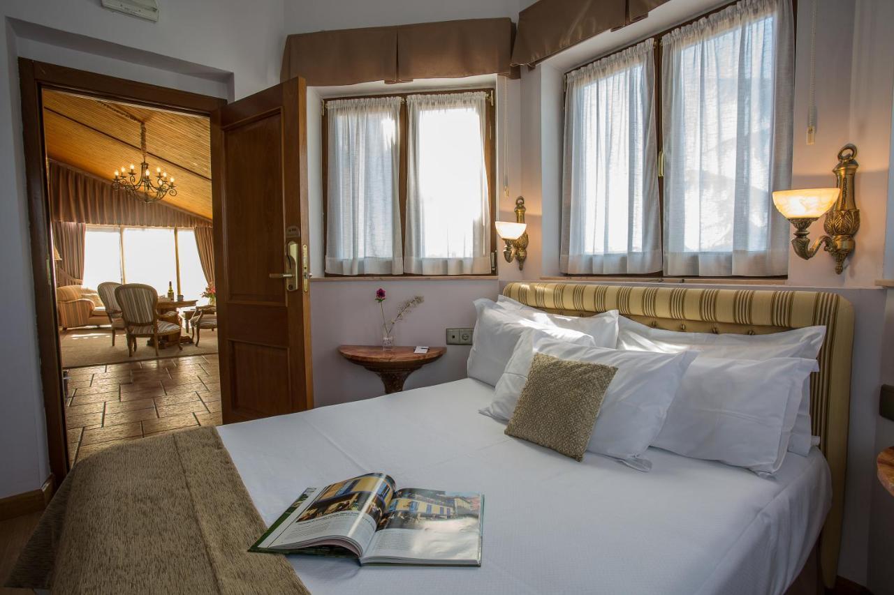 Ayre Hotel Alfonso II Ов'єдо Екстер'єр фото